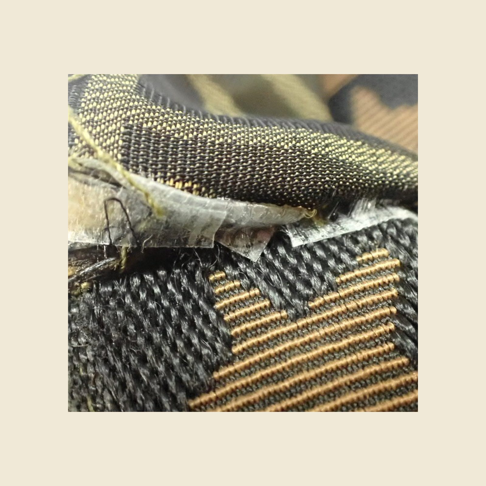 Borsa Fendi in tessuto con monogramma FF marrone e tabacco, manici in nastro con logo e profili scuri, vista frontale — vista 8