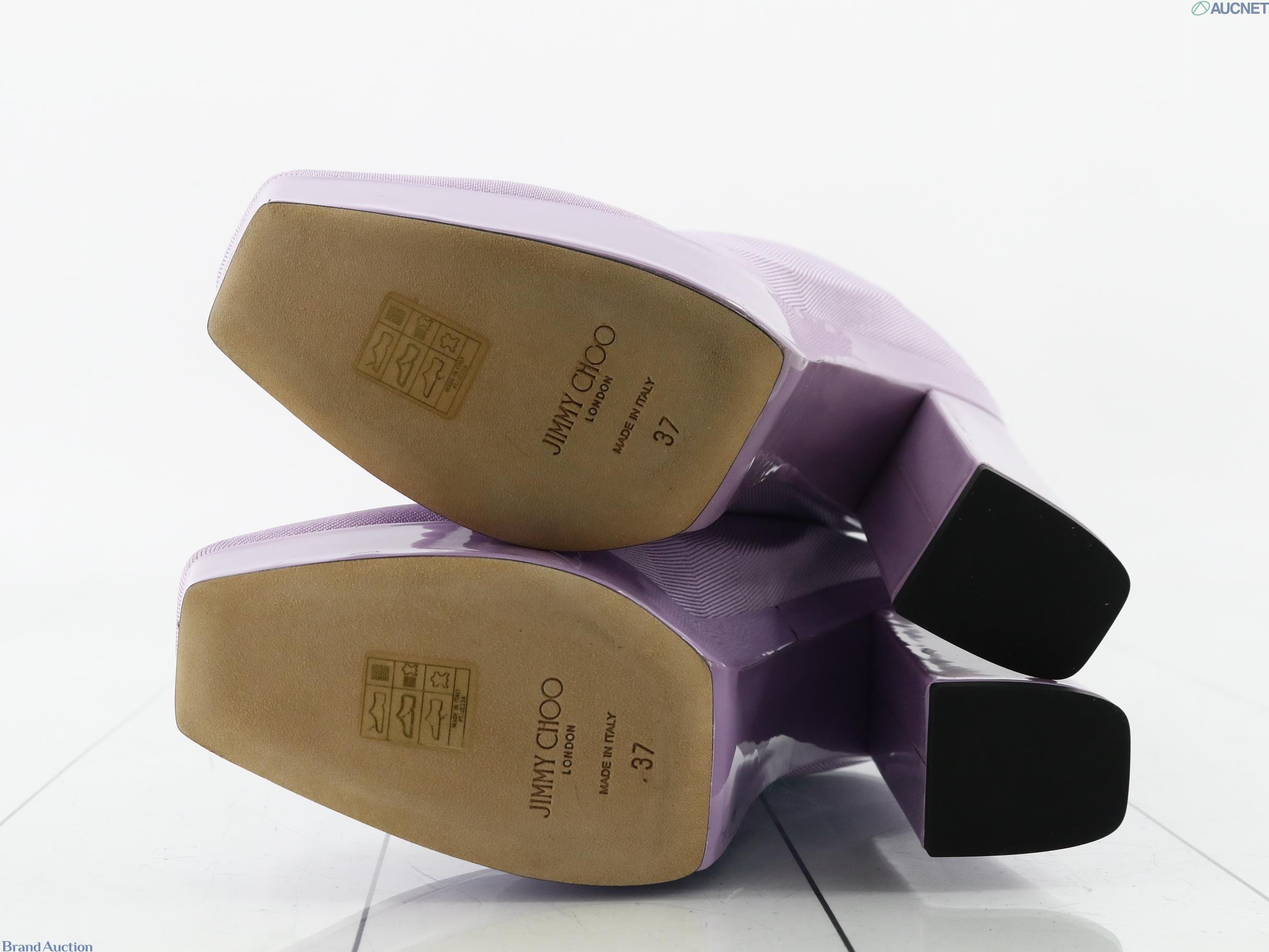 Stivali sopra il ginocchio Jimmy Choo color lilla con gambale a calza, plateau e tacco largo in vernice, vista frontale — vista 4