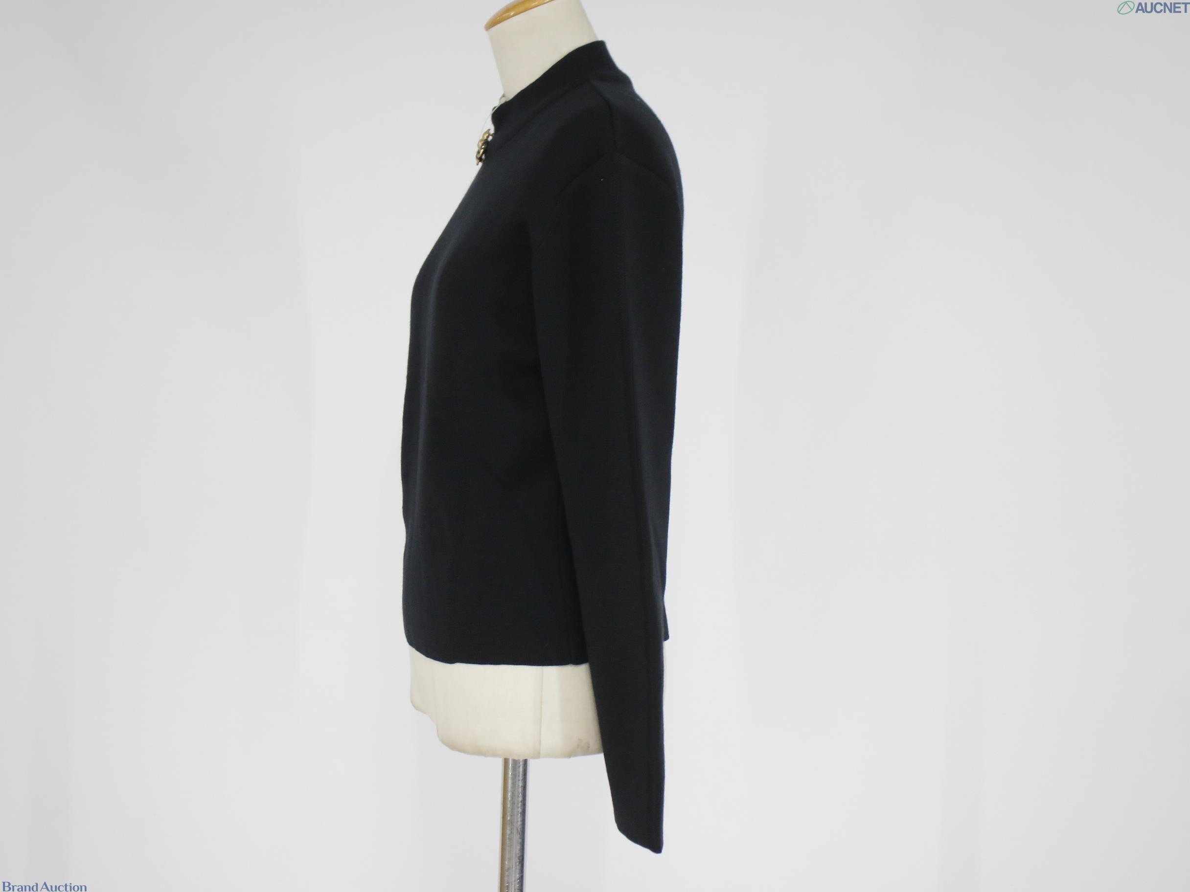 Maglia nera Christian Dior a collo alto su manichino, a coste fini, con maniche lunghe e cuciture che segnano la vita — vista 2