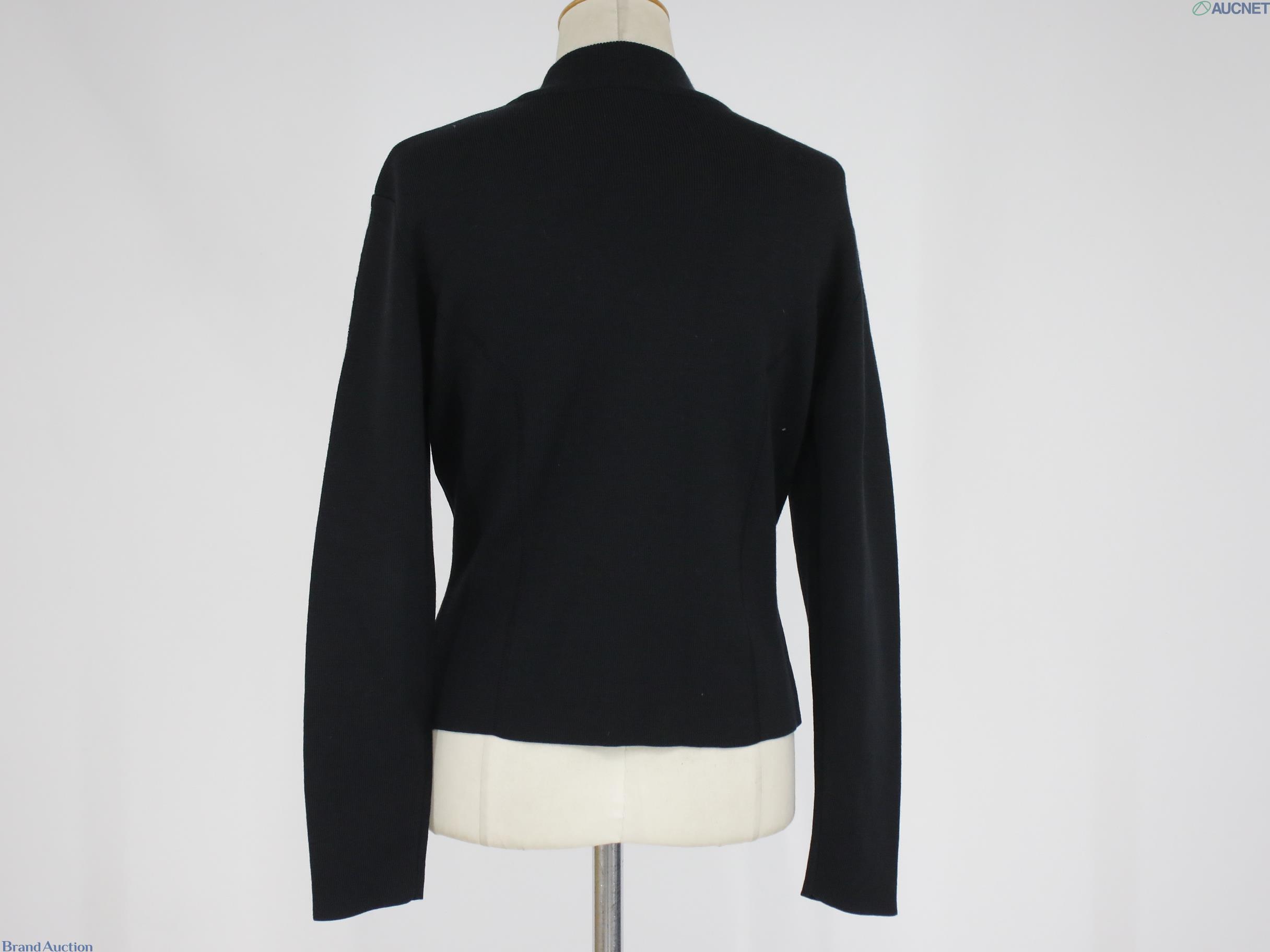Maglia nera Christian Dior a collo alto su manichino, a coste fini, con maniche lunghe e cuciture che segnano la vita — vista 3