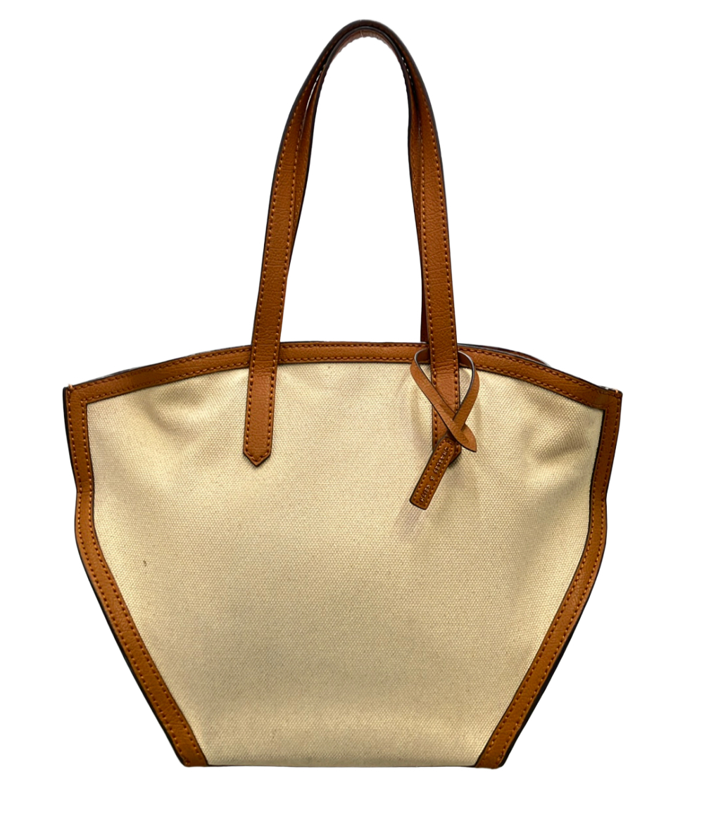 Borsa tote Charles & Keith in tela chiara con profili e due manici color cuoio, nodo decorativo su un manico.
