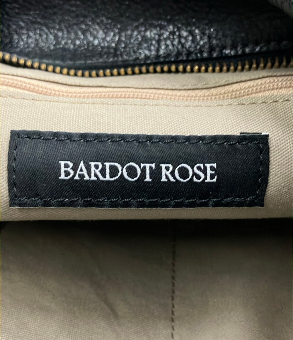 Borsa a secchiello Bardot Rose nera a grana, tasca frontale con cerniera dorata e tracolla staccabile a moschettoni. — vista 6