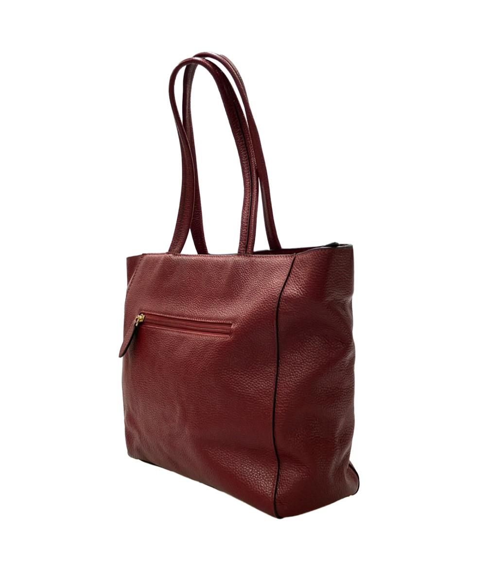 Borsa tote Barcos in pelle bordeaux a grana martellata, con due manici lunghi da spalla, vista frontale su fondo bianco. — vista 3