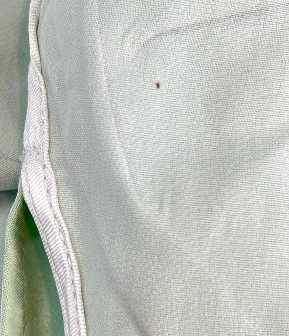 Abito MM6 Maison Margiela verde menta dalla superficie lucida e stropicciata, maniche ampie e cintura sottile verde acido — vista 6
