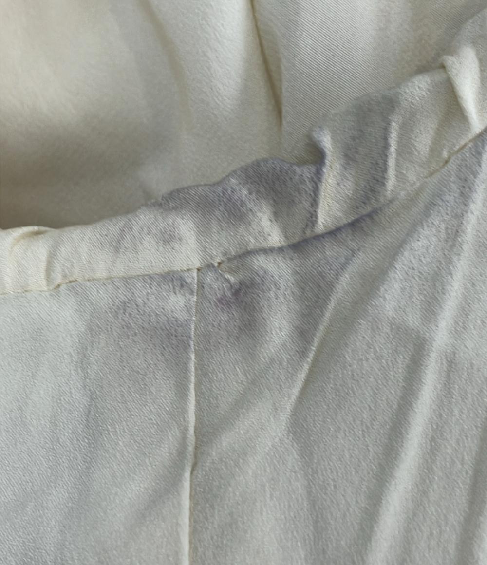 Giacca senza collo in tweed avorio The Shinzone su gruccia, con quattro tasche applicate, bordi sfrangiati e bottoni scuri — vista 4